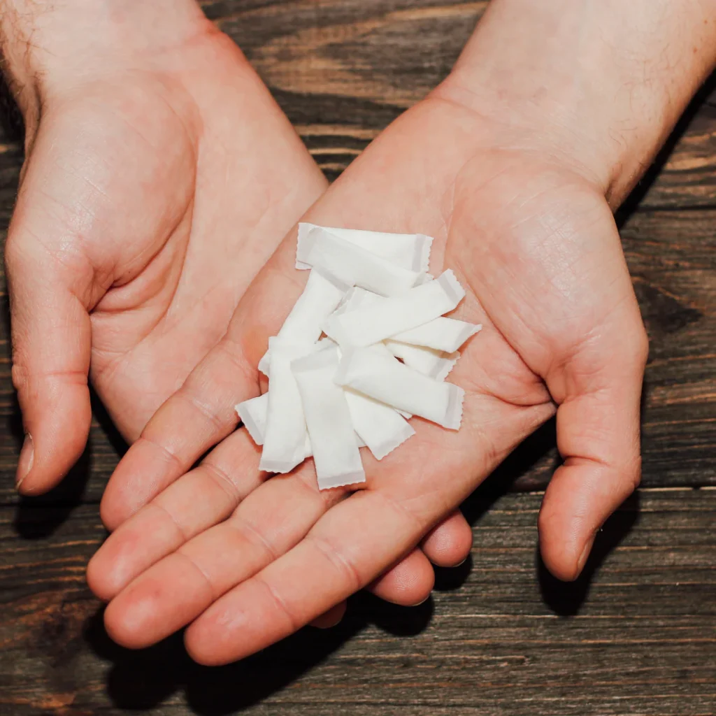 what are nicotine pouches